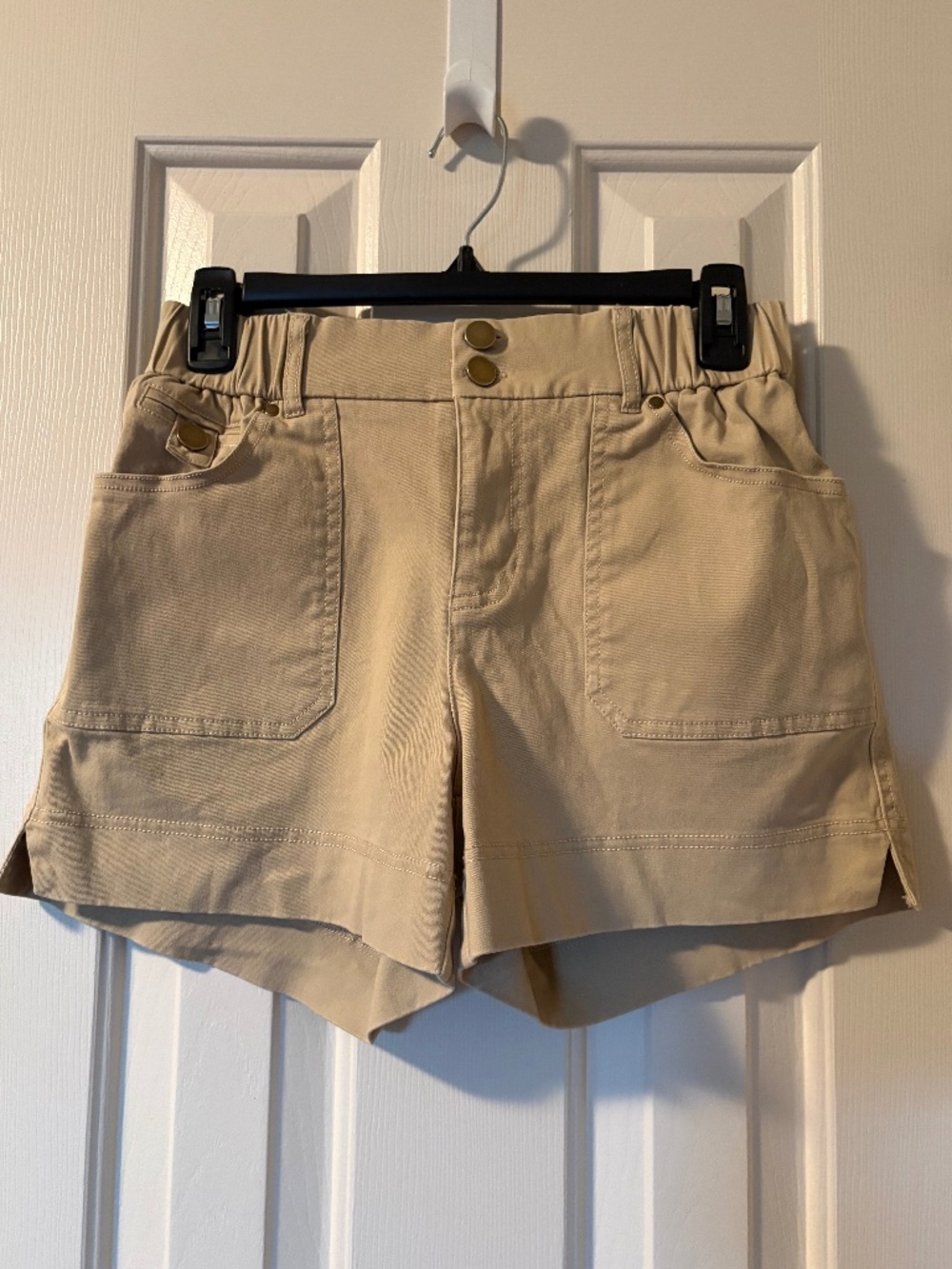 Flamingals Size Small (4/6) Split Side Khaki Shorts